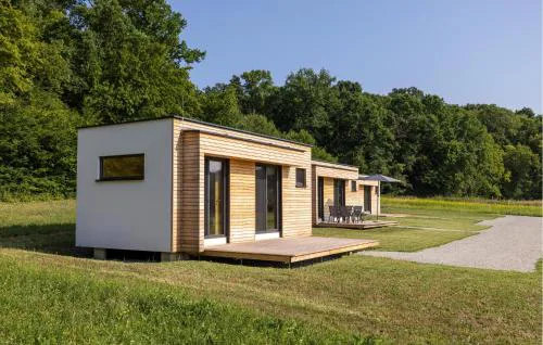 Stunning Stacaravan In Hannersdorf
