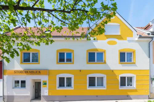 Pension & Weingut Storchenblick