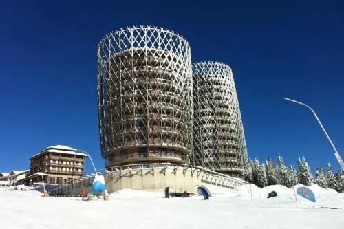 Residence Deluxe, 3BR, Balcony, Spa,Ski in-Ski out
