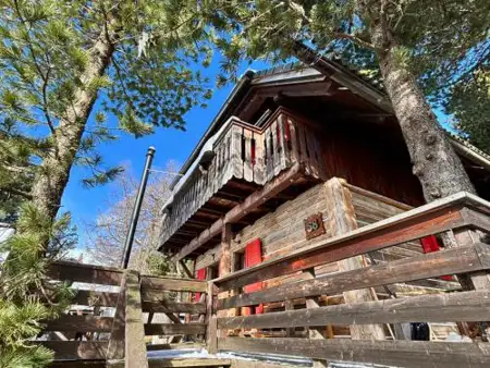urige Hochgamshütte auf 1800m Nähe Skilift mit Sauna, Kamin & Panoramablick