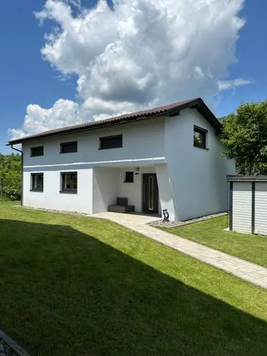 myurlaub(.)at