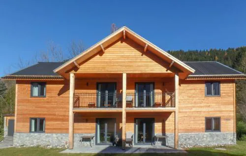 Appartment Mit Balkon
