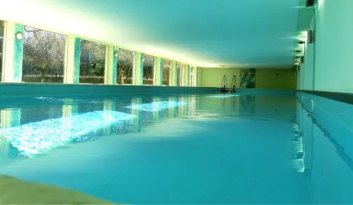 JÜRGEN Haus KMB Seeappartement am Ossiacher See, Hallenbad, Skiarena Gerlitzen