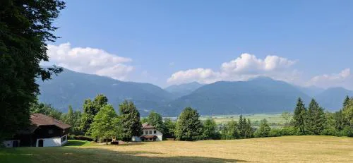 Ferienwohnungen Schloss Wasserleonburg