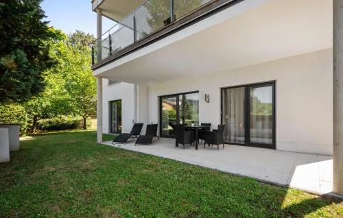 Gartenwohnung 90M²