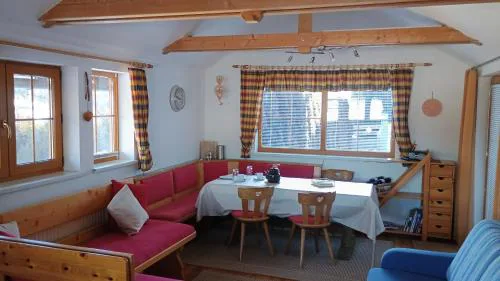 Ferienwohnung Gräßl - Almzeit