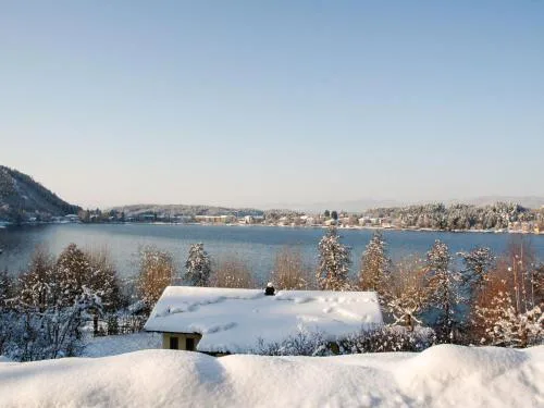 Holiday Home Laube by Interhome