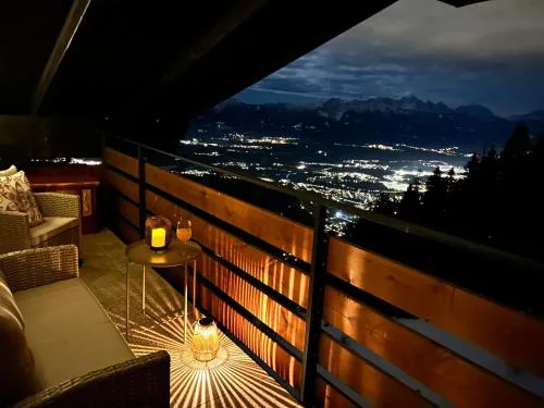 Appartement WOLKE7 byTILLY - Familienfreundliches Alpenzuhause mit Hallenbad, Balkon & Panoramablick hoch oben auf der Gerlitzen