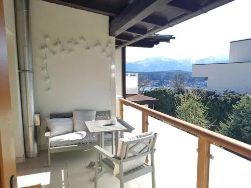 Appartment BERGE byTILLY - Ruhiges Waldrand-Refugium mit Balkon, Gartenblick & Nähe zum Wörthersee