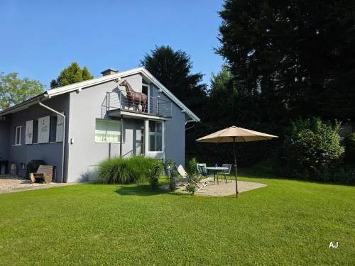 Velden - Spacious Appartment in a Villa right in the center with private parking
