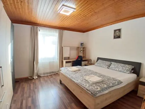 Peaceful Garden House in Villach
