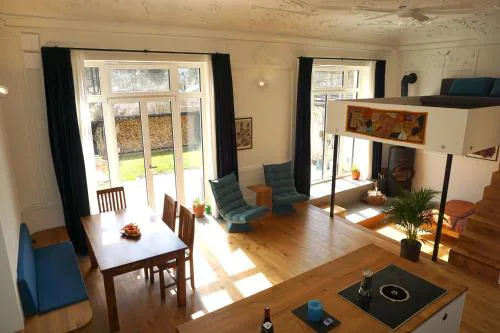 Gemütliches Loft Apartment in einer alten Barons Villa