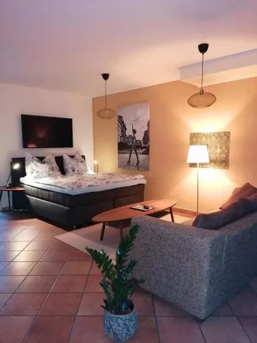 Ferienwohnung Schuhmann Therme Aquapulco Ikuna Erlebnispark Zoo Schmiding 20 min mit Auto entfernt mit Wintergarten und Garten ab 3 Nächte buchbar