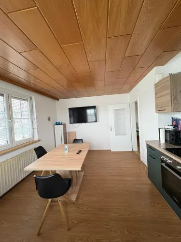 Danner Appartements Regau - Möblierte Langzeit- & Monteurapartments nahe Gmunden, Laakirchen, Salzburg & Wels I Vollmöbliert & mit Parkplatz