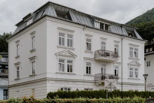 Romantik Residenz (Ferienwohnungen Hotel Im Weissen Rössl) - Dependance