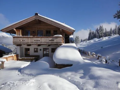 Skihütten LANG auf 1700 m in Hochkrimml, Zillertal Arena