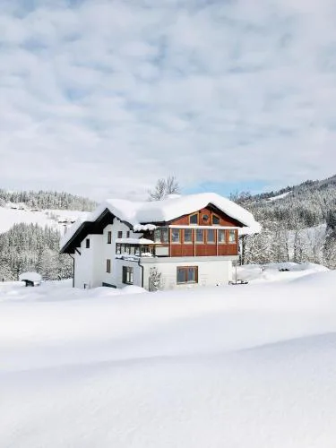Haus Kirchgasser