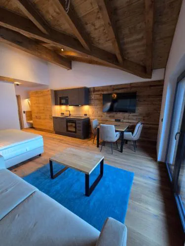 Penthouse Studio I mit Balkon und Ausblick