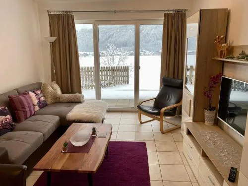 Alm-Lodge Flachau Ski-InSki-out