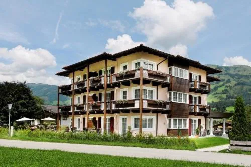 Sonnblick Apartments und Zimmer - Nationalpark Sommercard inklusive