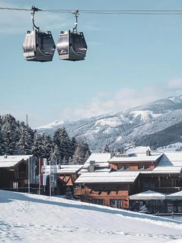 CHALET VILLAGE ZAGLGUT, fantastic views, Ski in Ski-out in winter, air conditioning in summer