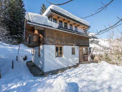 Chalet with Views, Privacy & Fire in Kaprun