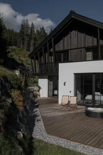 Mountain Hideway Birgkar