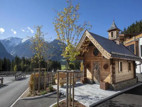 Austrian Alps Chalet with Ski Access