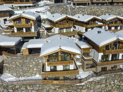 Stylish Chalet by Ski Slopes