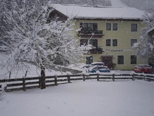 Lindenhof**, Pension