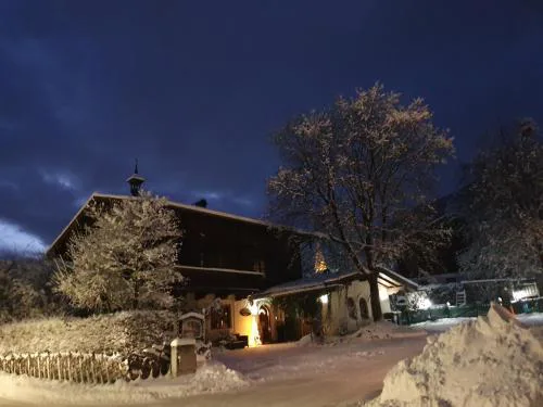 Appartement Pension Bäckenhäusl FERIENWOHNUNGEN Chalets Hütten Komfortzimmer
