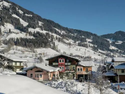 Country House Charm near Ski Lift