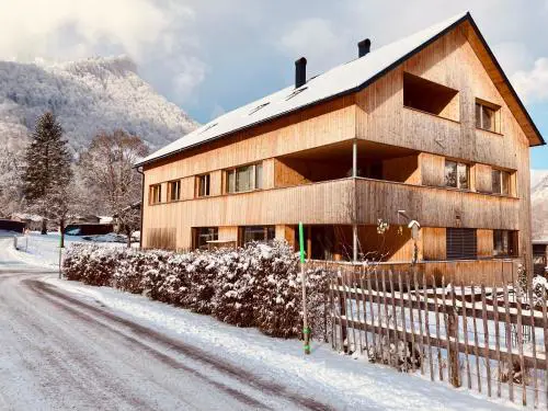 hus56