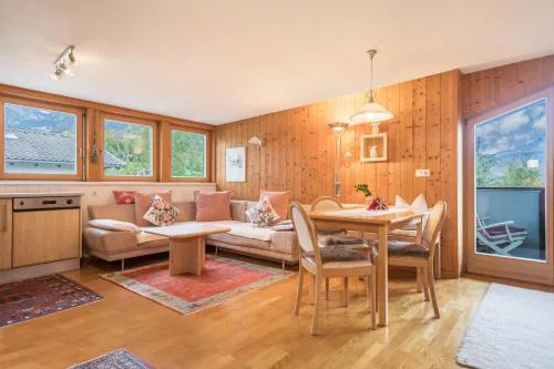 Försterhaus Wohnung Dachgeschoss