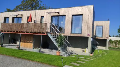 Little Tiny Village Haus 2