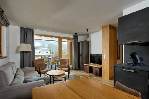 Alpin-Resort Montafon "I" by Pferd auf Wolke