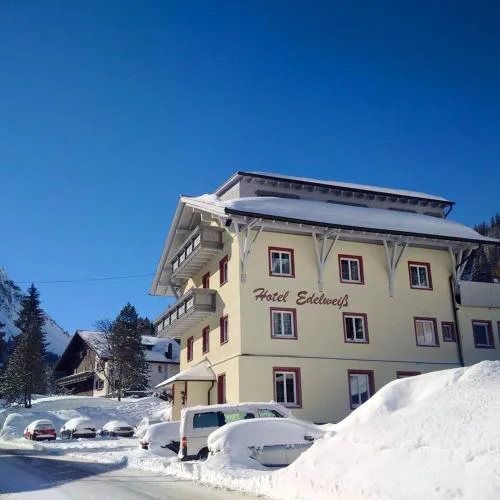 Pension Edelweiss - Bergdorf Gargellen 1423m - 200m zur Schafbergbahn