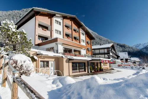 Apartments Tschanun