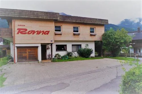 Haus Ronna