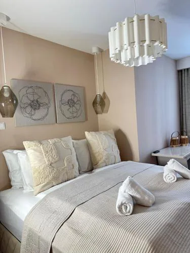 1st City Apartments