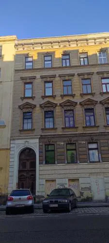 2-room Appartment near Westbahnhof (U 3)