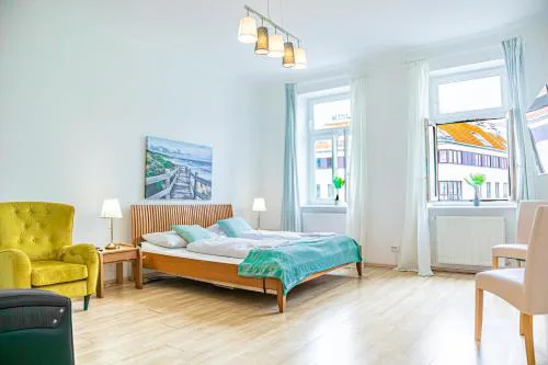 Affordable 2BR Shared Apt Central Location in Vienna