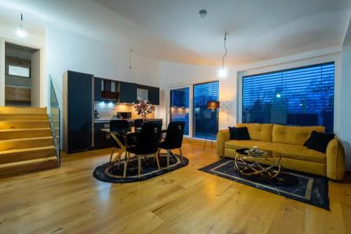 Bennett Apartment