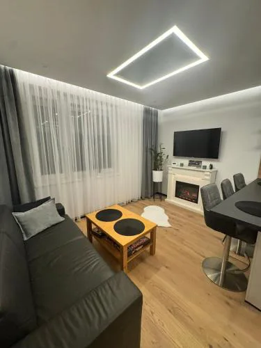 Black and white style apartment in Vienna