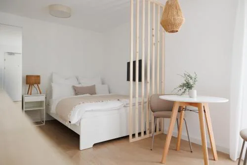 BOHO Studio with Terrace - Augarten - 10 min to Center