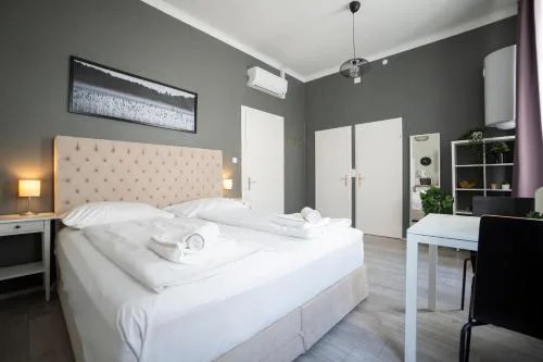 Bright ,cozy , central and cute studio in Vienna