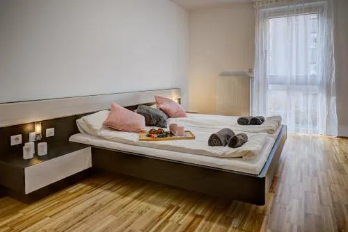 Carin Deluxe II