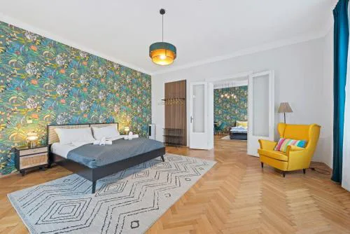 Central & Spacious 2 BR Apartment