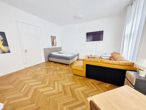 Charming Stay - Close to Vienna Attractions MZ17a