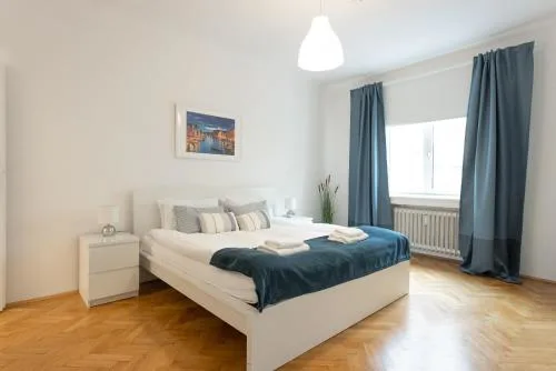 City Center Operastreet Apartment "Italy"